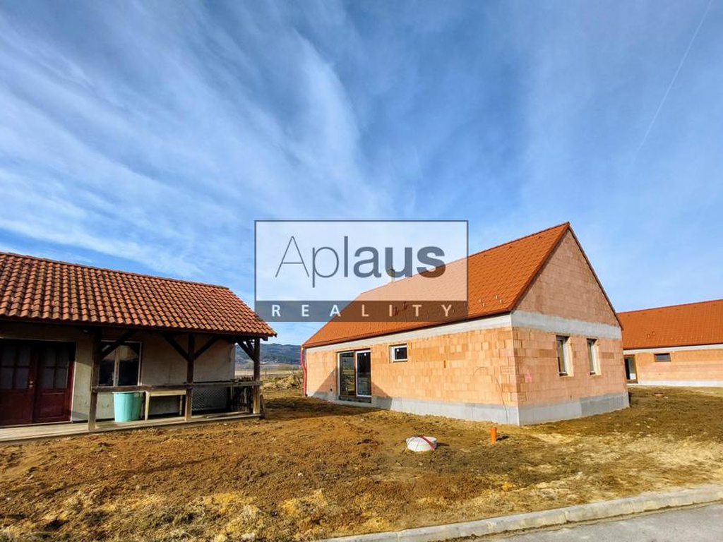 Prodej zděné novostavby RD 4+kk se zahradou